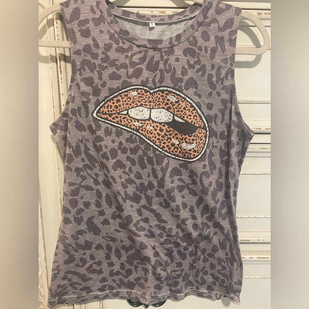 Sleeveless Tee